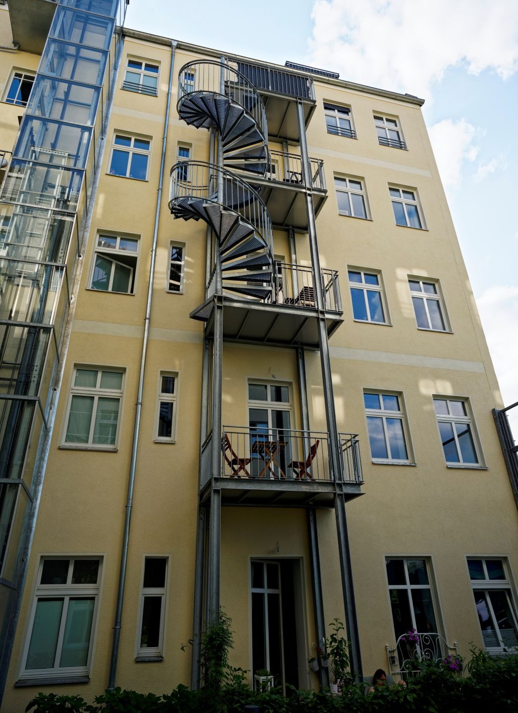 Balkonanlage mit Fluchttreppe - L&S Metallbau