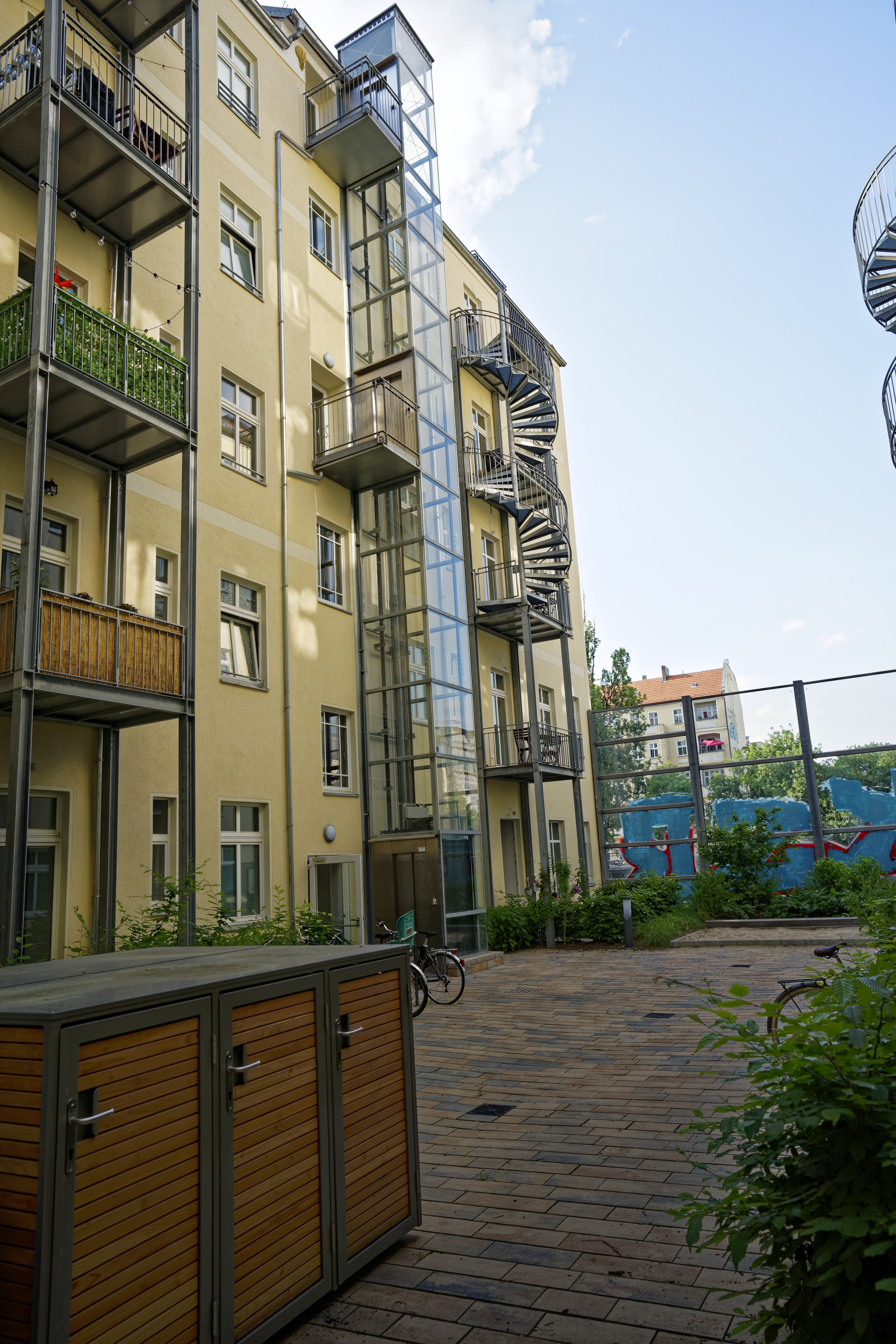 Überdachung – Hotel Mahlow - L&S Metallbau