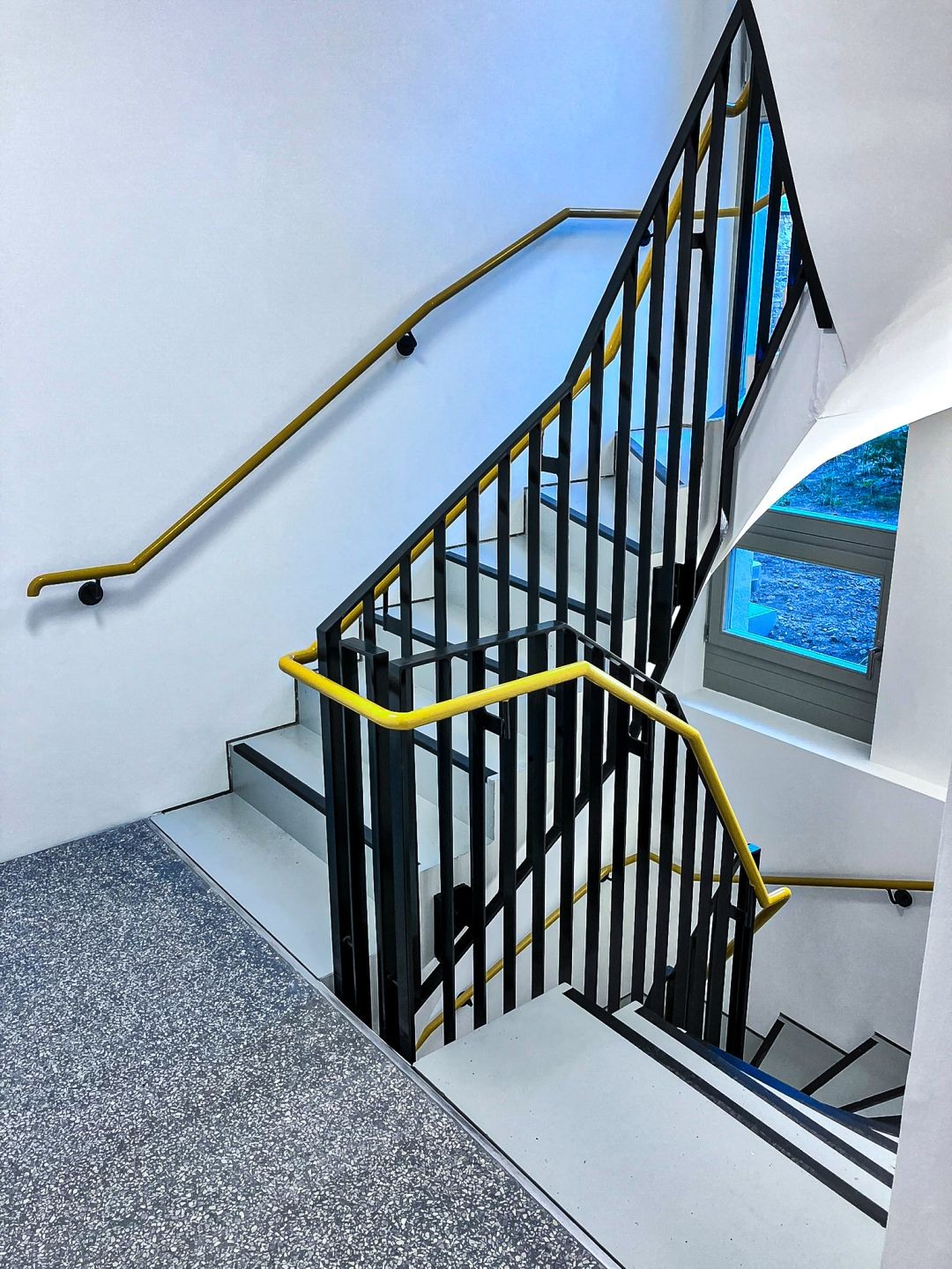 Handlauf Edelstahl – rund - L&S Metallbau