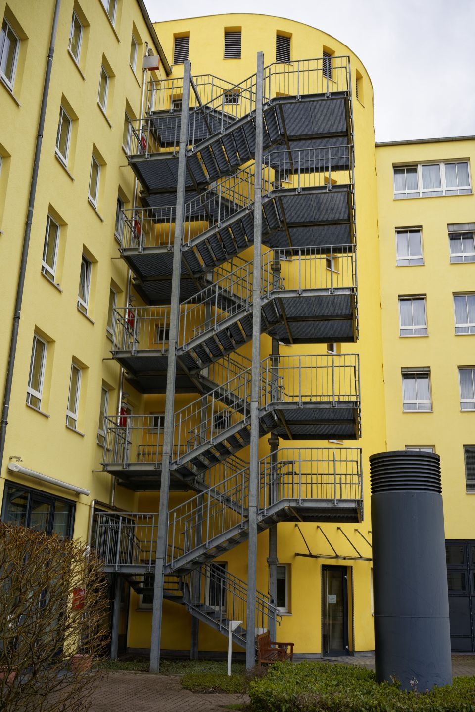 Außentreppe Altbausanierung - L&S Metallbau