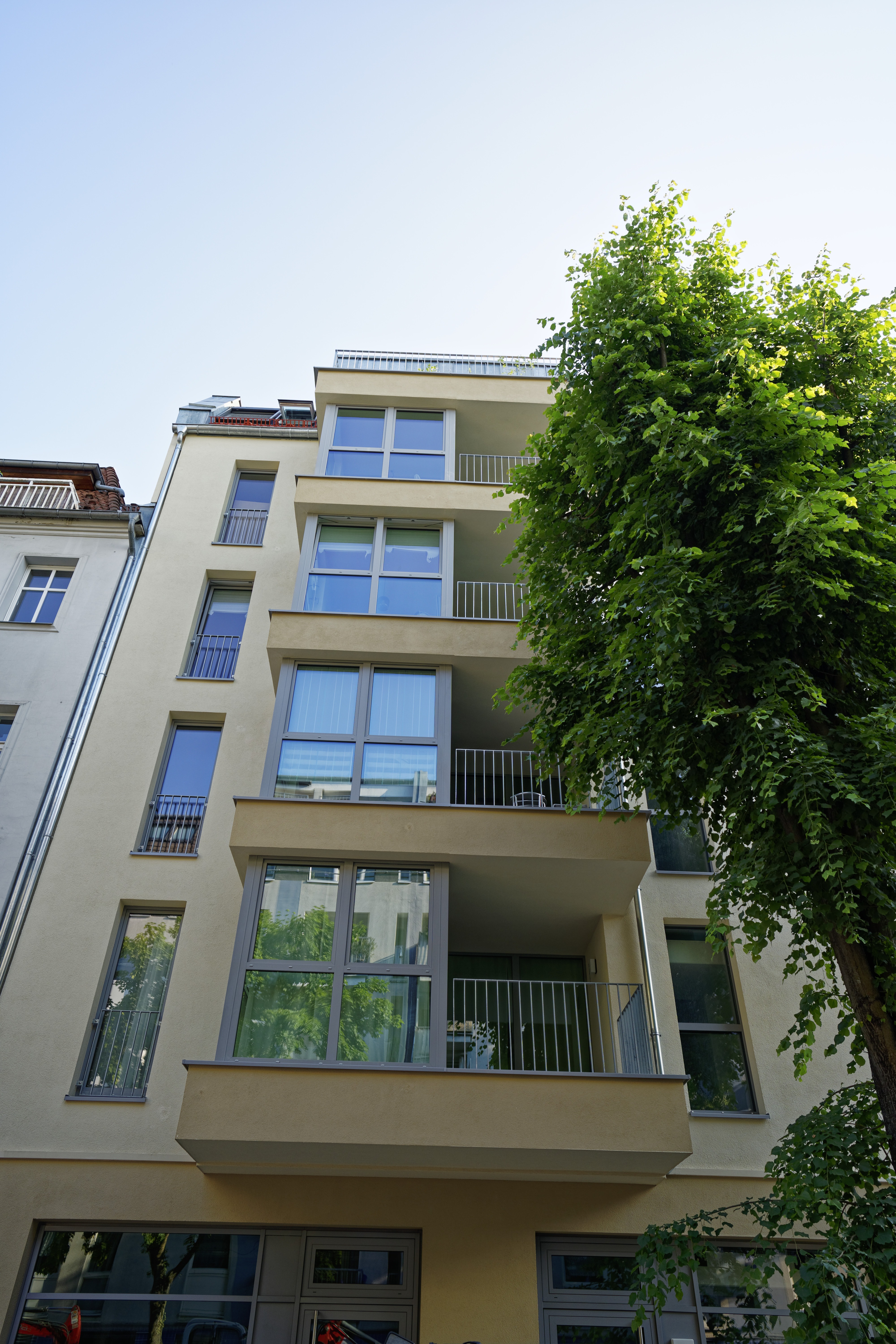 BCC Berlin Fluchttreppe - L&S Metallbau