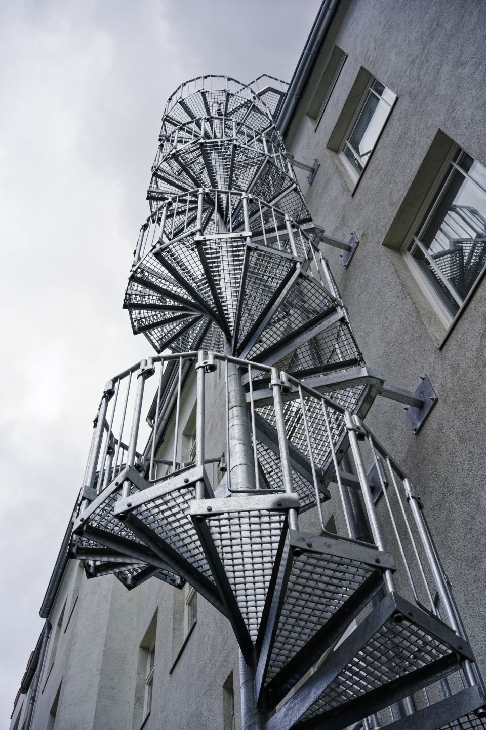 Fluchttreppe Handjerystraße - L&S Metallbau